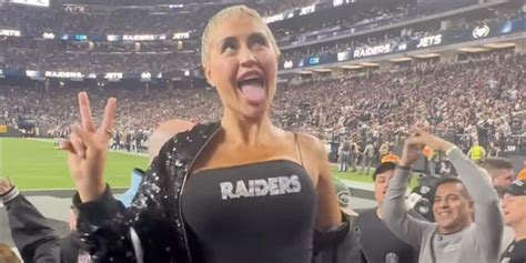 danii banks raiders game|OnlyFans Model Danii Banks Kicked Out of NFL Stadium for。